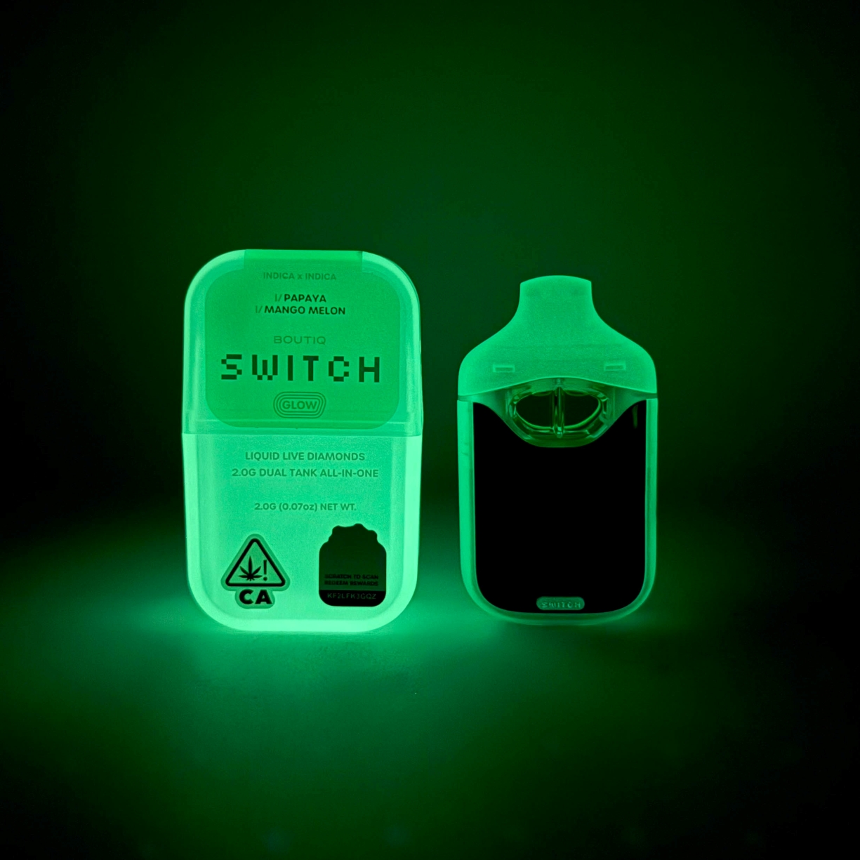 ✨ Boutiq Switch V4 Glow In The Dark– 2g Liquid Live Diamonds Dual Tank Disposable ✨